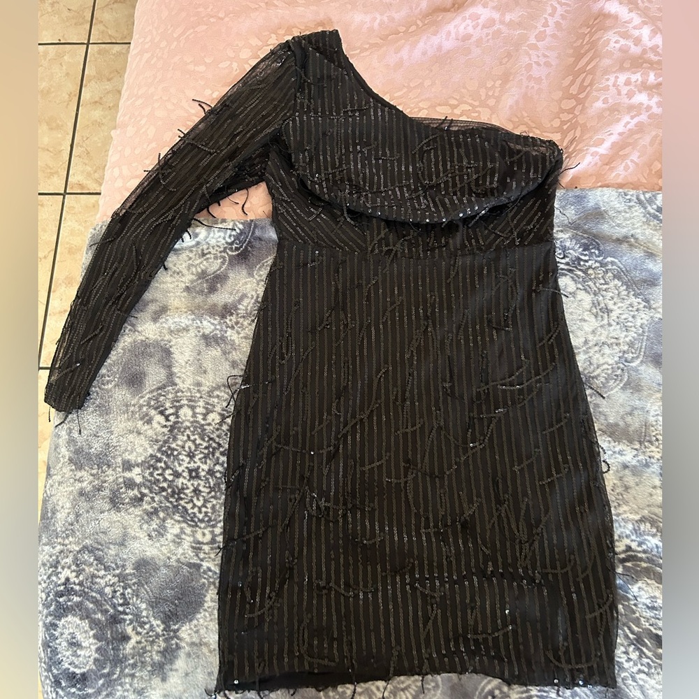 Mini one-shoulder Black Sequin Dress